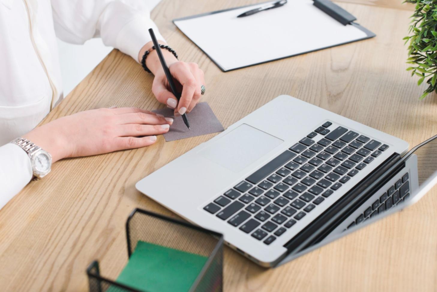 Analyse collaborative de documents financiers